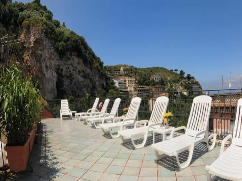 Hotel Ascot Península Sorrentina Exterior foto